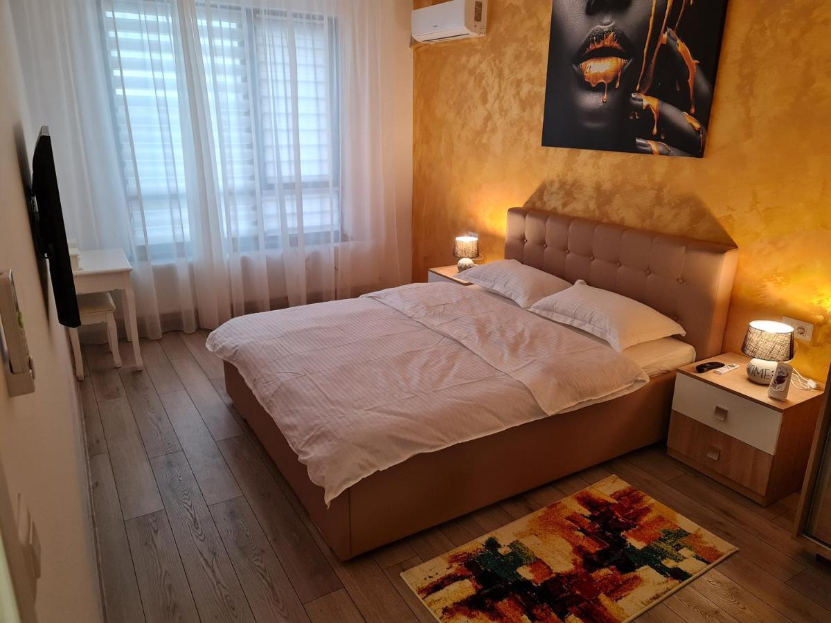 Eva Apartament Appartement Galaţi Buitenkant foto